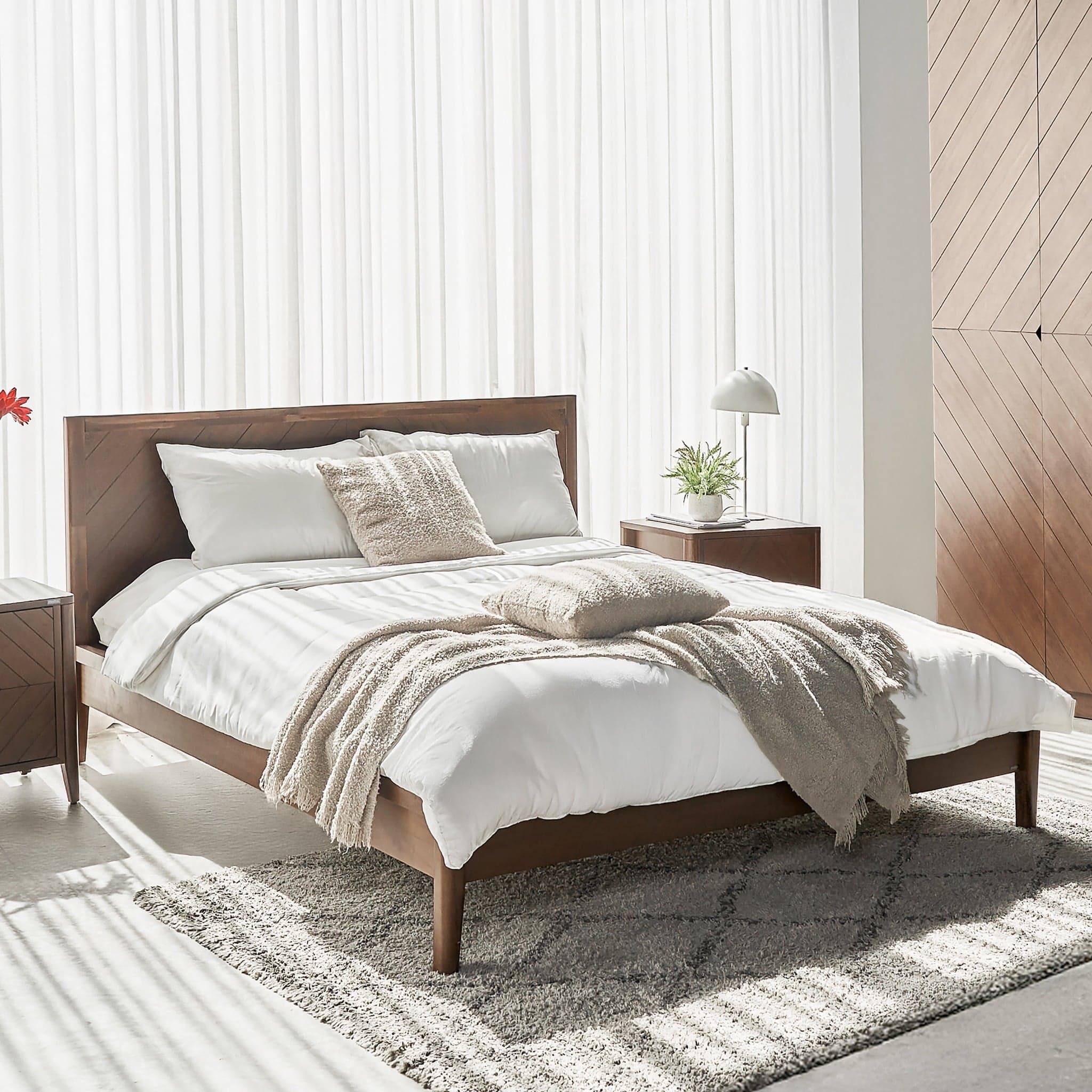 Giường Ngủ Gỗ Tự Nhiên HOBRO 301